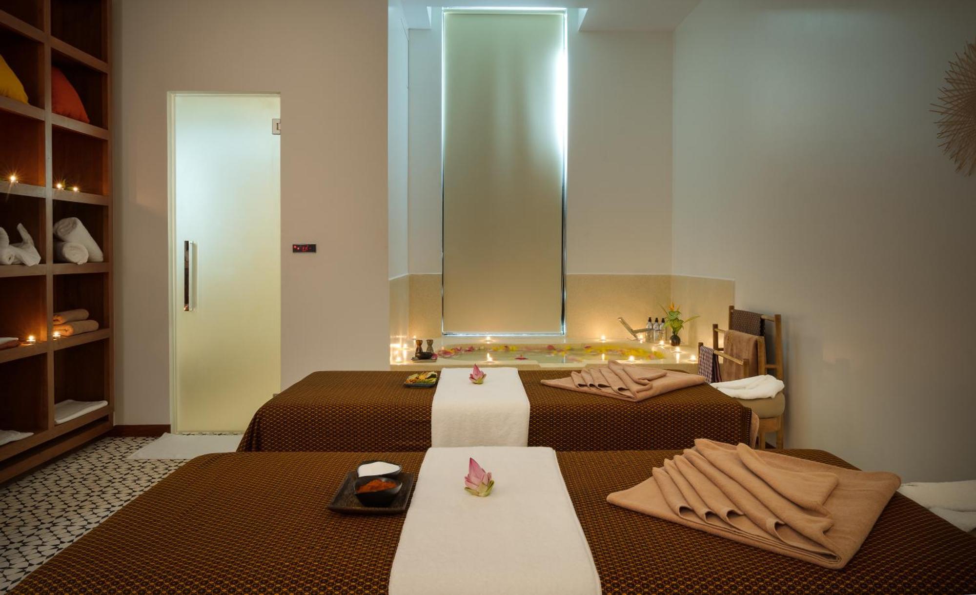 Waka Villa Private Pool Resort & Spa - Adults Only Siem Reap Dış mekan fotoğraf